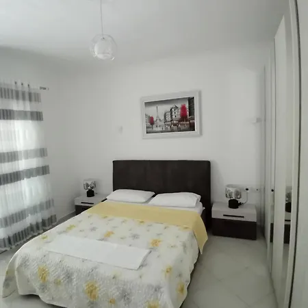 Luxury Appartament Lungomare Apartmán *